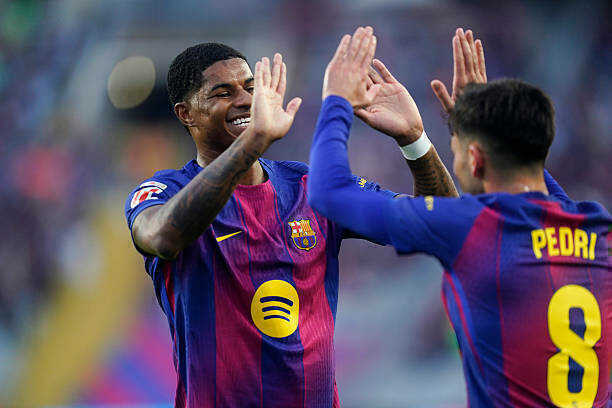 Rashford ca tụng Pedri trước trận El Clasico