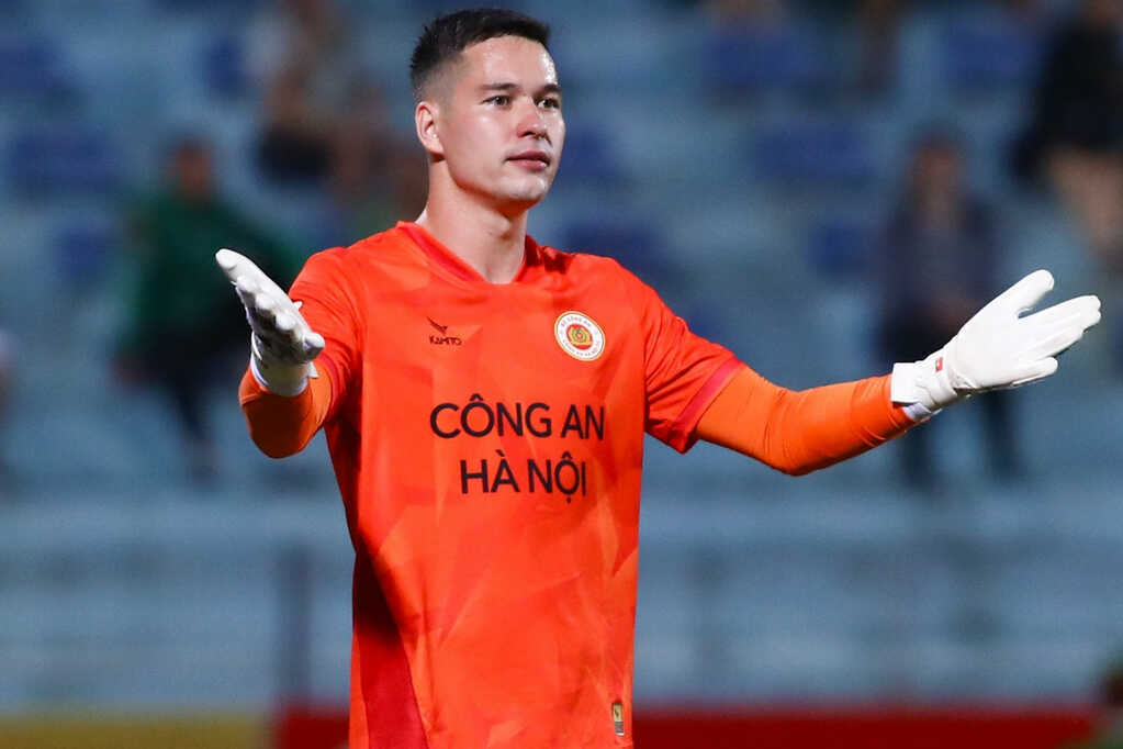Nguyen Filip bao tin du voi CAHN va HLV Kim Sang Sik