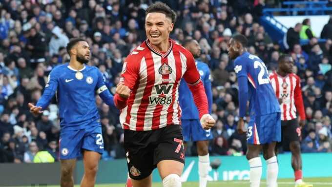 Chelsea thua sốc đội mới lên hạng