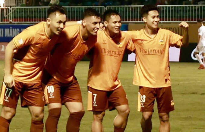 HAGL lần đầu thắng tại V-League mùa này