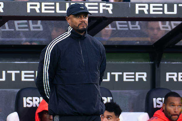 Kompany xoay tua hiệu quả, Bayern thắng đậm Gladbach