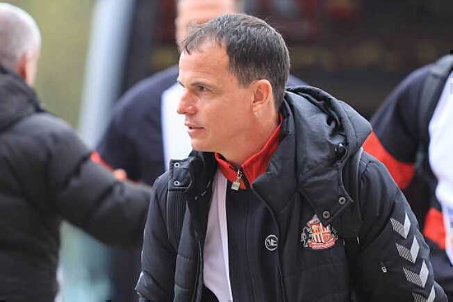 Thừa nhận chật vật, Le Bris vẫn chỉ ra cách Sunderland hạ Chelsea