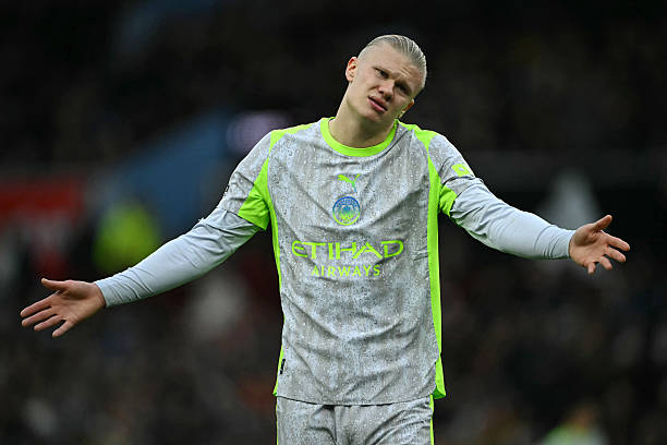 VAR từ chối Haaland, Man City đứt chuỗi 9 trận bất bại