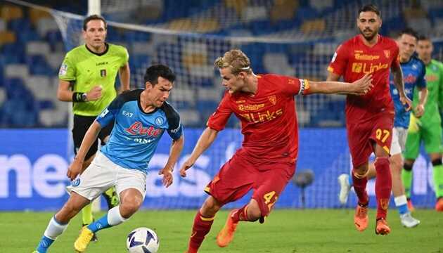 Soi trận Lecce vs Napoli: Khách lấn chủ