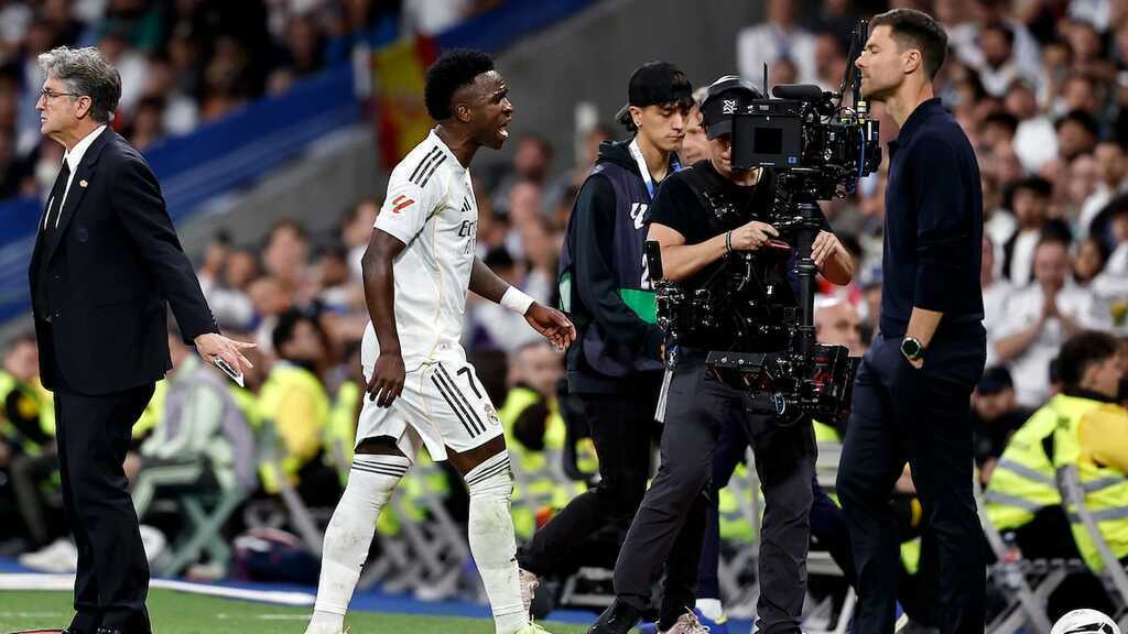 Vinicius nổi cơn thịnh nộ và thử thách cho quyền uy của Xabi Alonso