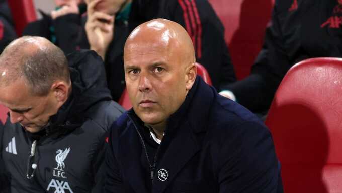 Ferdinand: `Nực cười với cách bào chữa của Slot`