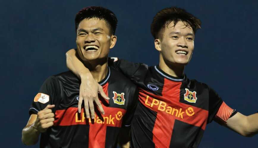 Ninh Bình bay cao ở V-League: Ứng viên vô địch thực sự?