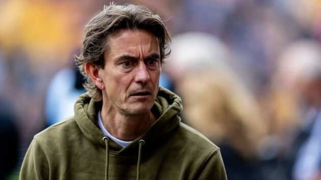 Newcastle là nỗi ám ảnh với HLV Frank.