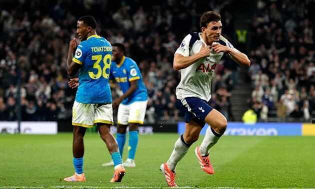 Tottenham đ&atilde; h&ograve;a 2 trận gần nhất tại Ngoại hạng Anh