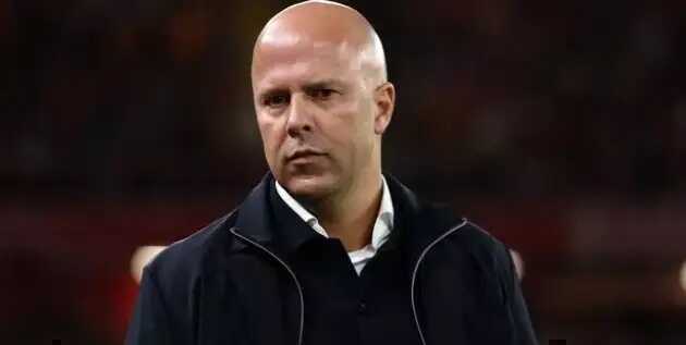 Liverpool khủng hoảng sau “canh bạc” Carabao Cup của Arne Slot