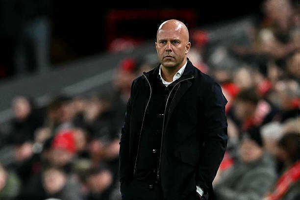 Liverpool thua sốc, Slot khẳng định mình không sai khi thay 10 vị trí