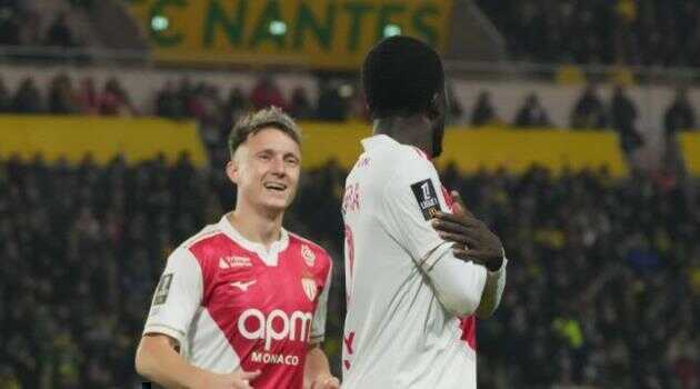 Mưa bàn thắng tại Beaujoire, Monaco chiếm ngôi nhì Ligue 1