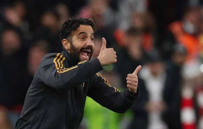 Amorim: `Man Utd có thể thắng nhiều hơn nếu đá 4-4-2`