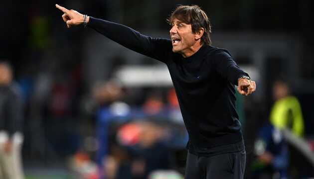 Conte thừa nhận khó khăn, tương lai Politano bỏ ngỏ