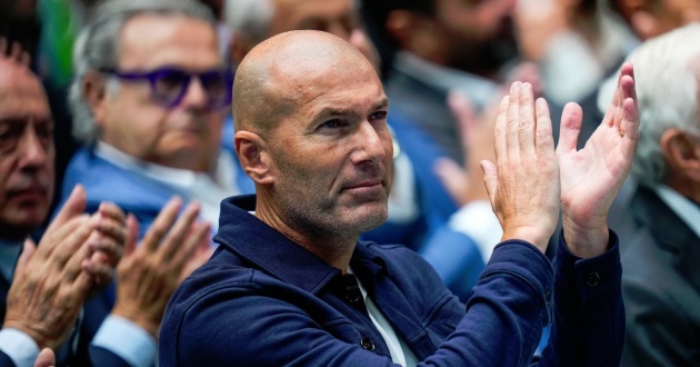 Zinedine Zidane trở lại Marseille - hành trình đong đầy cảm xúc của huyền thoại