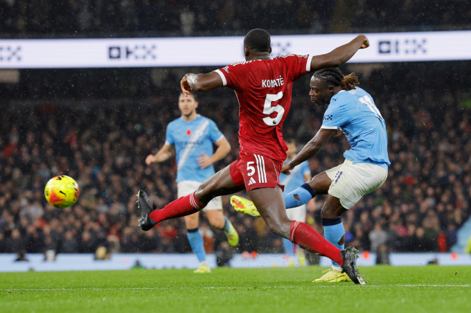 Roy Keane: `Liverpool chắc chắn đang khủng hoảng`