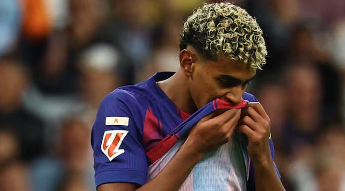 Yamal dính chấn thương dai dẳng.