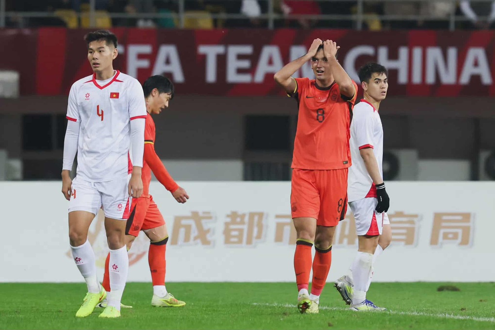 Chuyên gia Trung Quốc: “Kỹ năng cầu thủ chúng ta kém U22 Việt Nam 20 năm” - 3