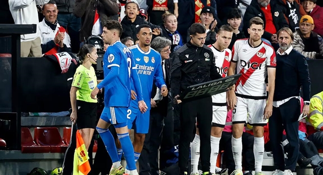 Gót chân Achilles của Real Madrid dần lộ diện