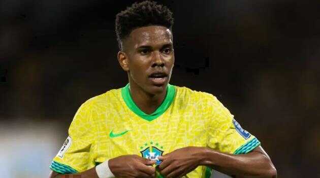 Ancelotti: Chelsea may mắn khi có Estevao Willian