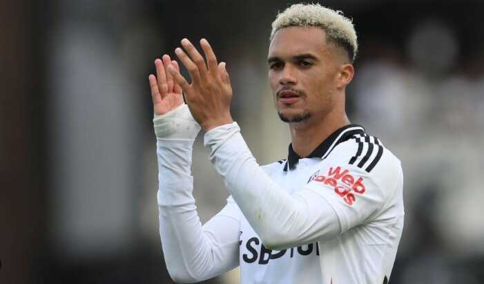 Antonee Robinson dính chấn thương nghiêm trọng.