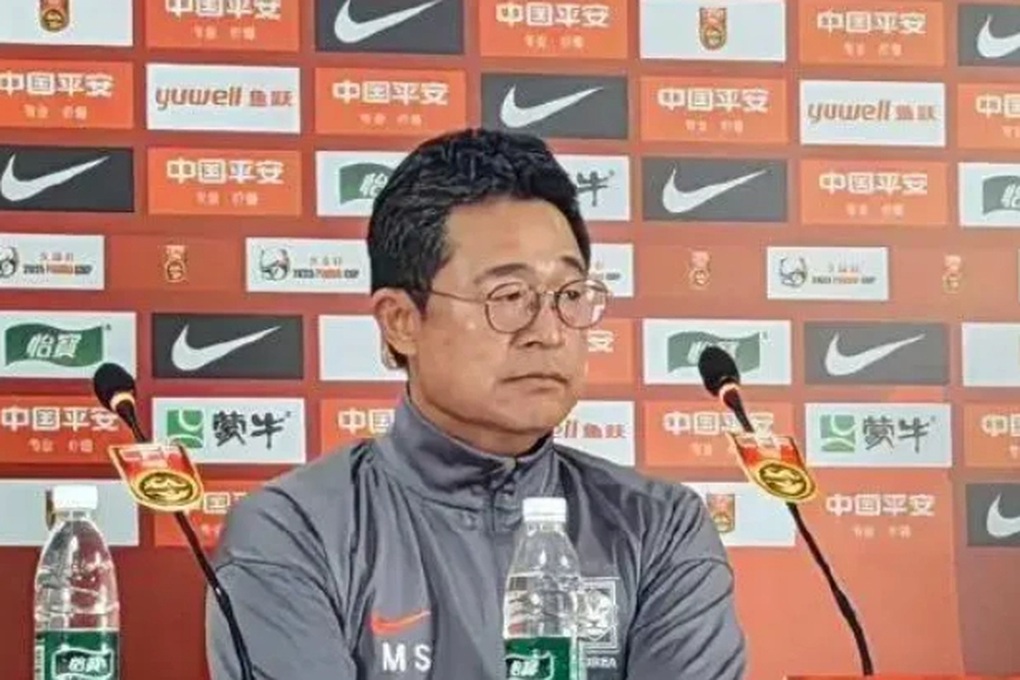 HLV Hàn Quốc tuyên bố bất ngờ sau trận thua khó tin trước U22 Trung Quốc