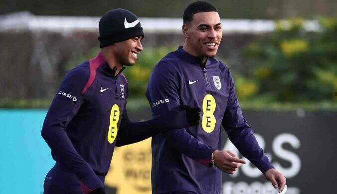 Không ai là chắc suất trong đội hình Tam sư.