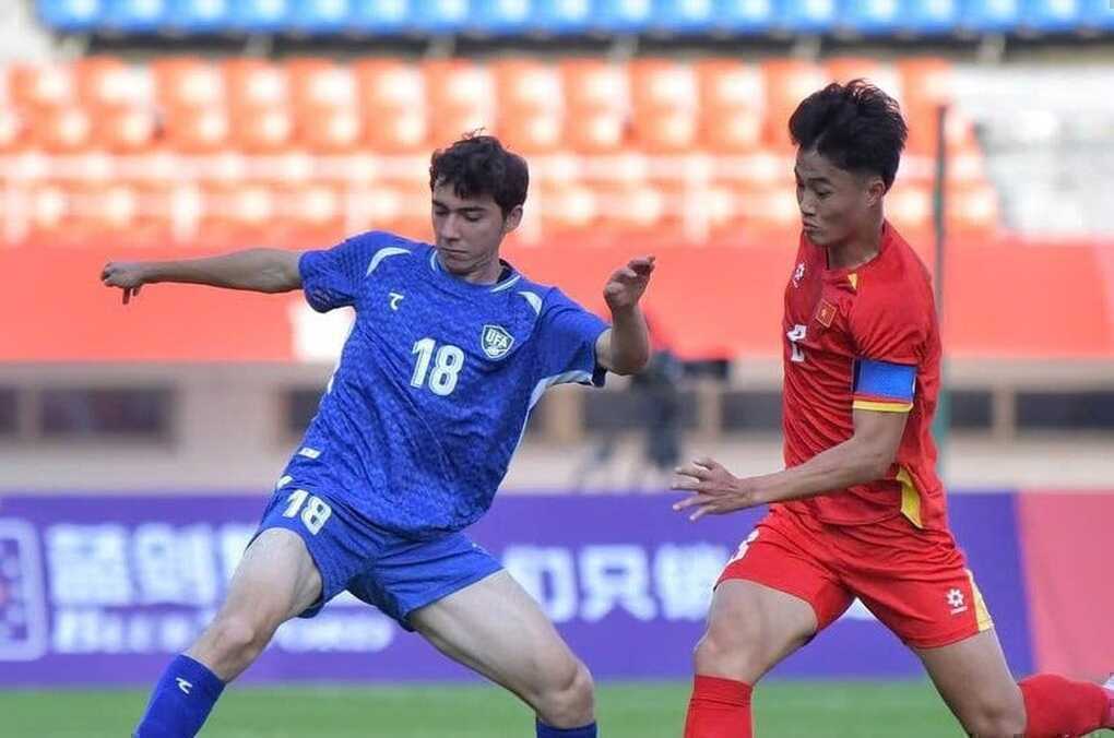 Tin bóng đá - Báo Hàn Quốc nhận xét thẳng thắn về U22 Việt Nam trước trận quyết đấu