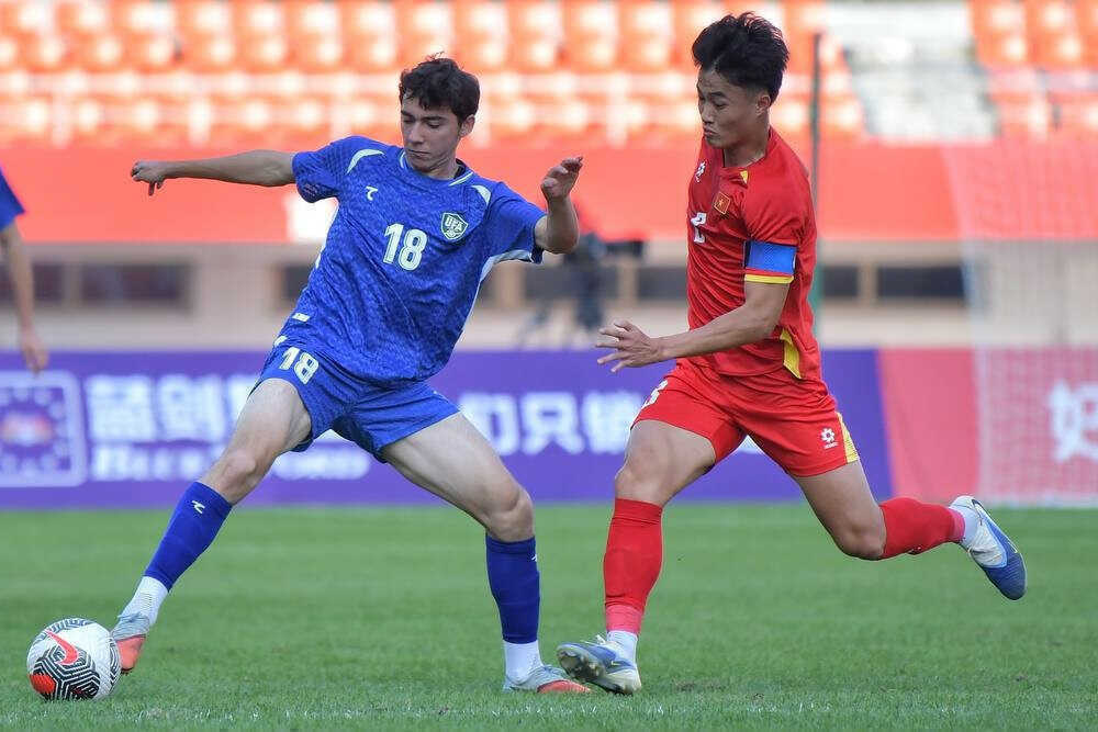 Văn Trường chấn thương nặng, U22 Việt Nam thua tối thiểu U22 Hàn Quốc