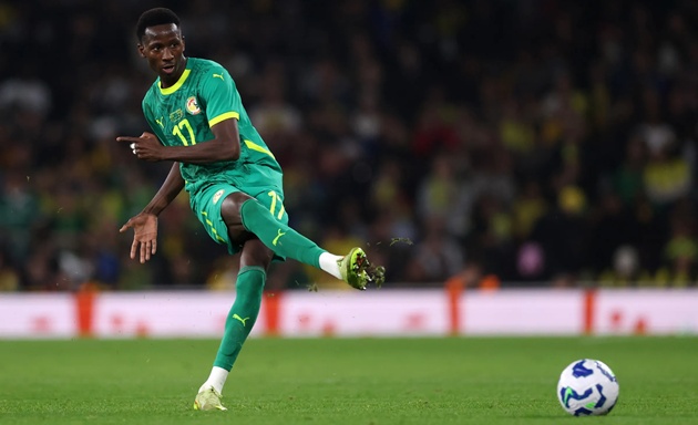 Pape Matar Sarr có thể tạm chia tay Spurs vì AFCON
