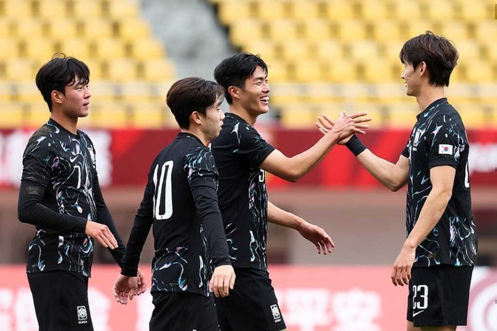 Báo Hàn Quốc bình luận khi đội nhà đánh bại U22 Việt Nam, lên ngôi vô địch - 2