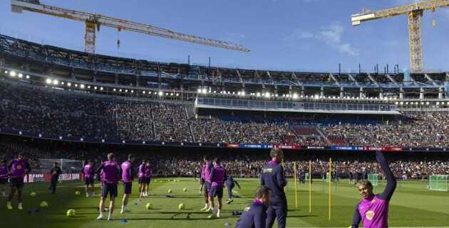 Barcelona được UEFA phê duyệt trở lại sân Camp Nou