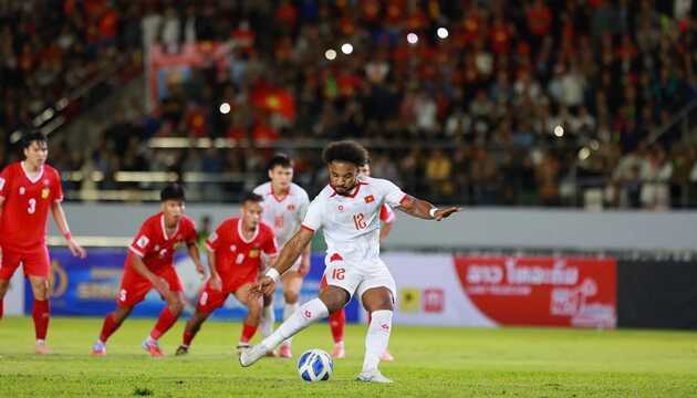 Tuyển Việt Nam chạy đà hoàn hảo cho trận quyết đấu Malaysia