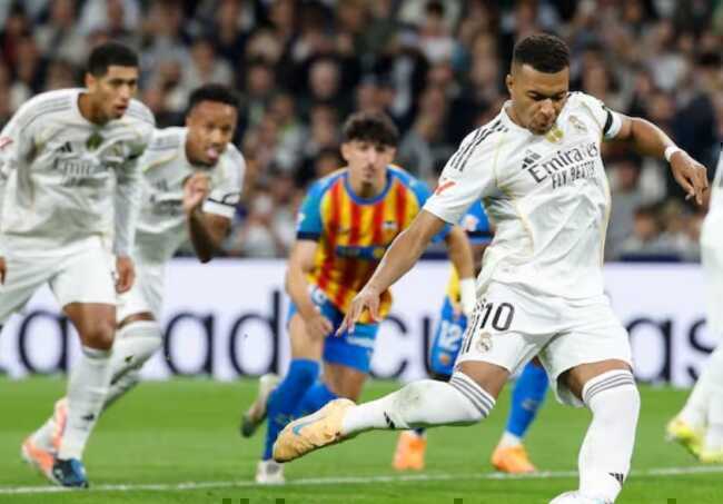 Alonso: “Mbappe sẽ ghi rất nhiều bàn, Vinicius chơi tuyệt vời”