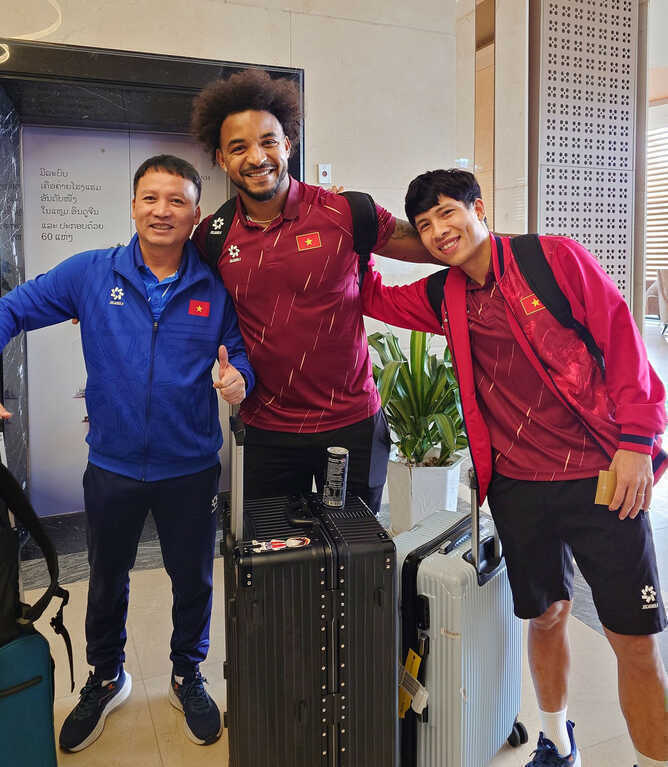 Chia tay tuyển Việt Nam, HLV Kim Sang Sik đi  `săn vàng` SEA Games 33