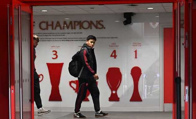 Endo và cuộc chiến giành lại vị thế ở Liverpool