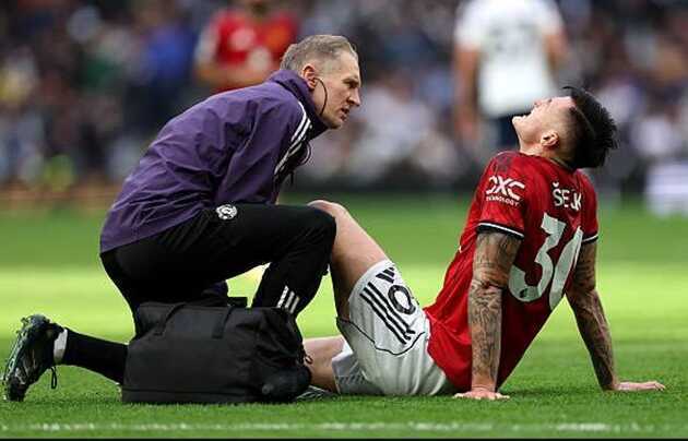 Cơ hội cuối cùng để Zirkzee cứu vãn sự nghiệp tại MU