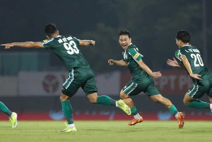 Minh Vương vẽ siêu phẩm ra mắt, Đồng Nai gây sốc ở Cúp Quốc gia