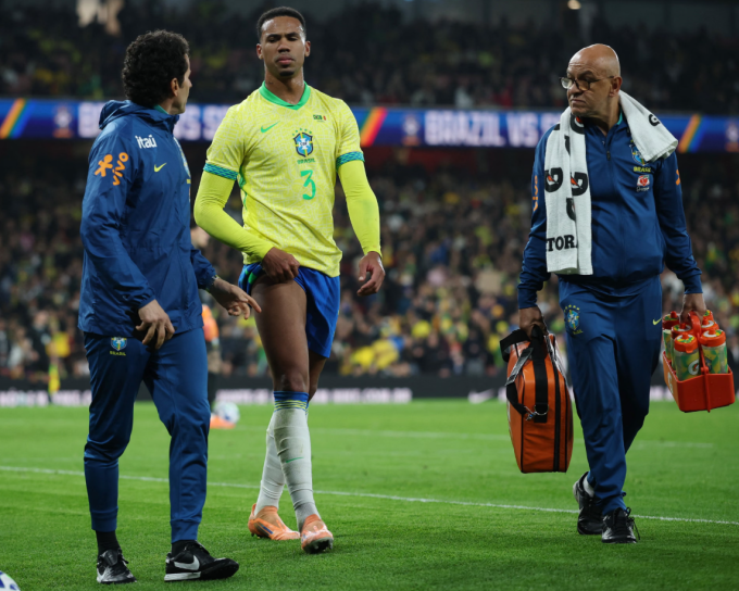 Arteta quan ngại khi mất thủ lĩnh hàng thủ Gabriel