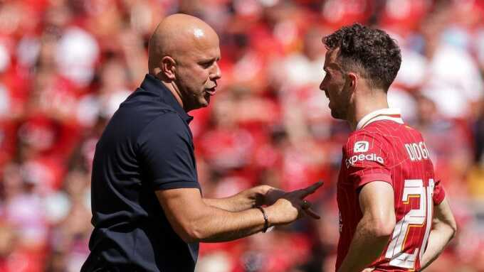 Slot: `Liverpool chơi kém không phải vì Jota qua đời`