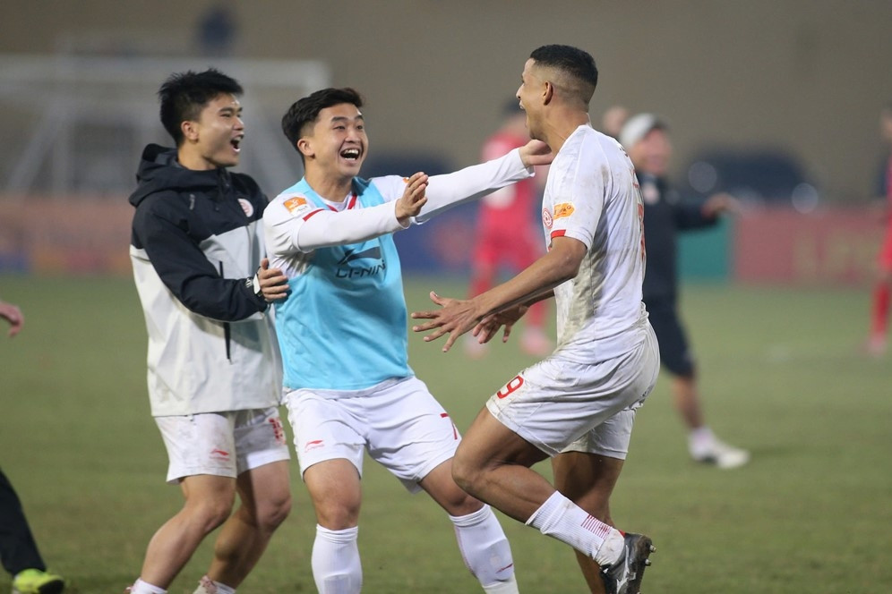 Thể Công Viettel loại CAHN khỏi Cúp Quốc gia sau loạt penalty cân não