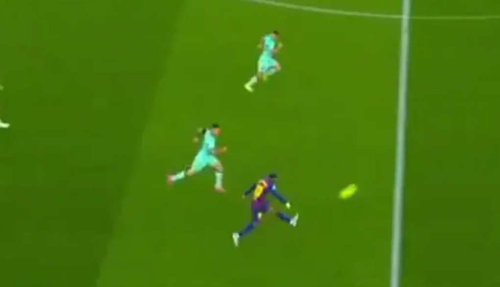 Yamal vẩy má kiến tạo siêu đẳng, CĐV trầm trồ thán phục