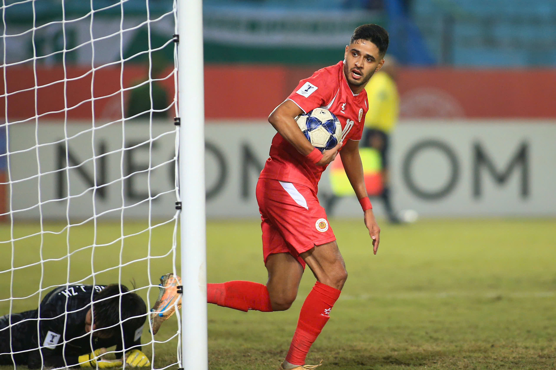 cahn bac kinh quoc an 2.jpg