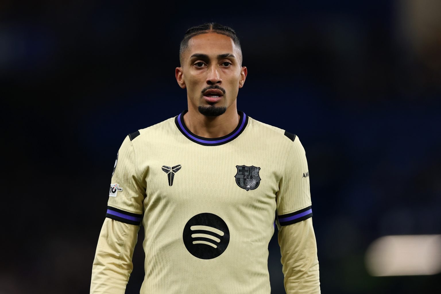 Flick đau đầu vì Raphinha trước trận gặp Alaves