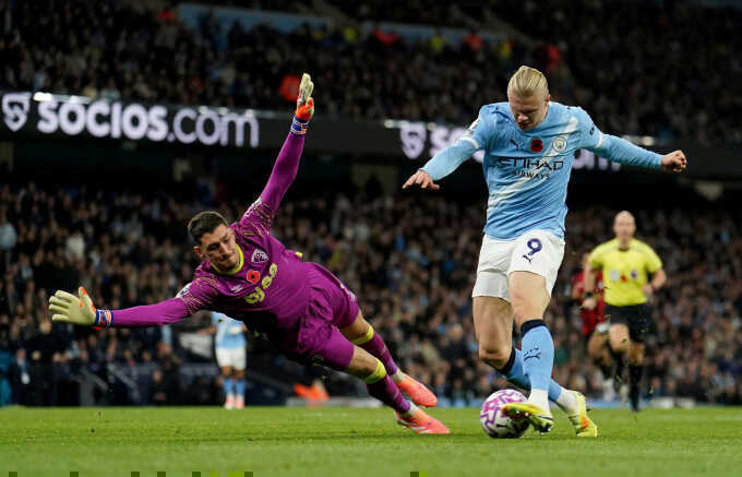 Haaland giúp Man City giải mã Bournemouth