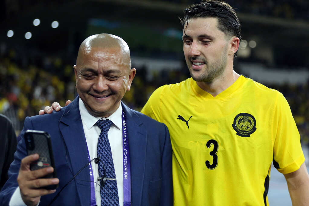 Malaysia chờ “VAR” từ FIFA: Nguy cơ nhân đôi án phạt