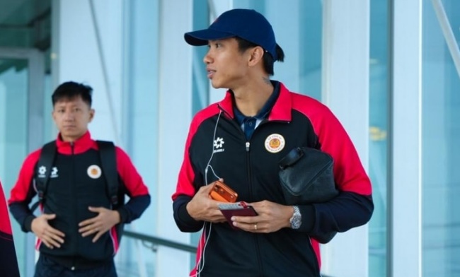 Văn Hậu sang Thái Lan, có khả năng tái xuất sân cỏ