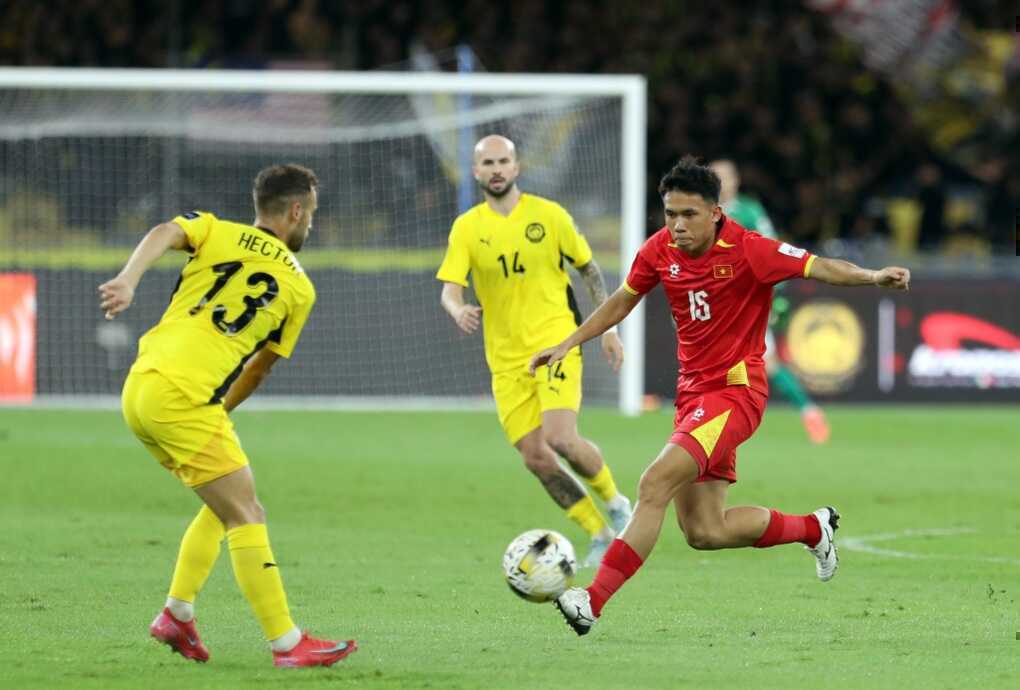 Bóng đá Malaysia: Hành trình sụp đổ từ cầu thủ nhập tịch đến án phạt FIFA  - 2