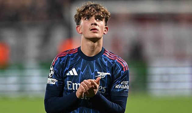 5 cầu thủ trẻ nhất từng ra sân tại Champions League