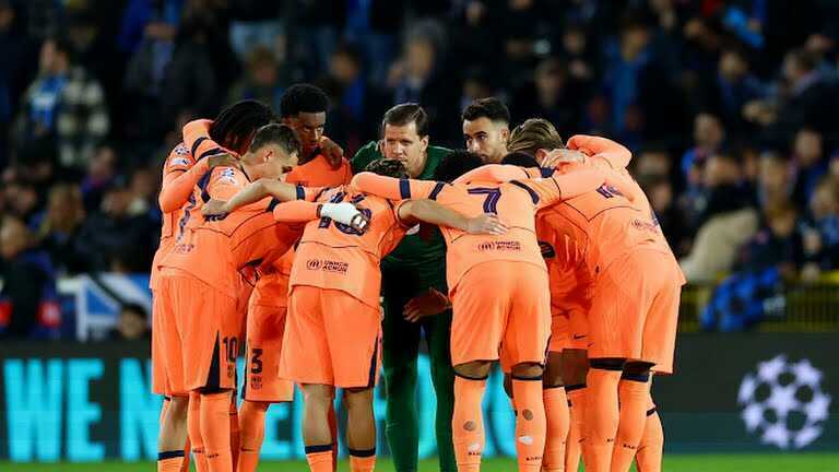 HLV Flick phải có giải pháp cho hàng phòng ngự.